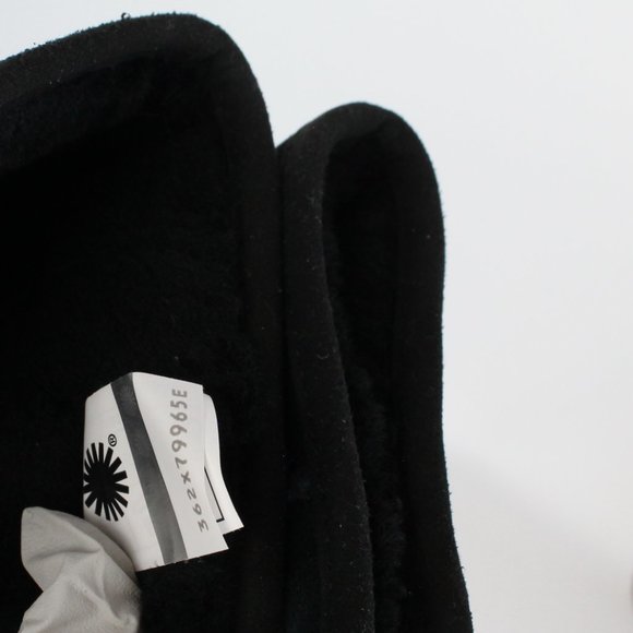 NEW UGG Classic Short Logo Zip Suede Boot - Picture 11 of 14